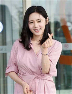 尾崎娜娜
