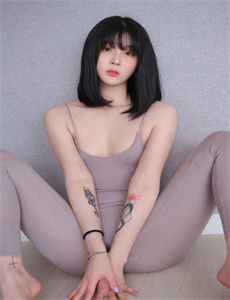 往下边塞红酒瓶