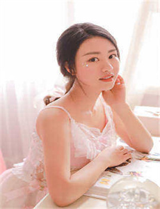 美女乱草鲍高清照片
