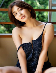 口爆片/夫人俱乐部